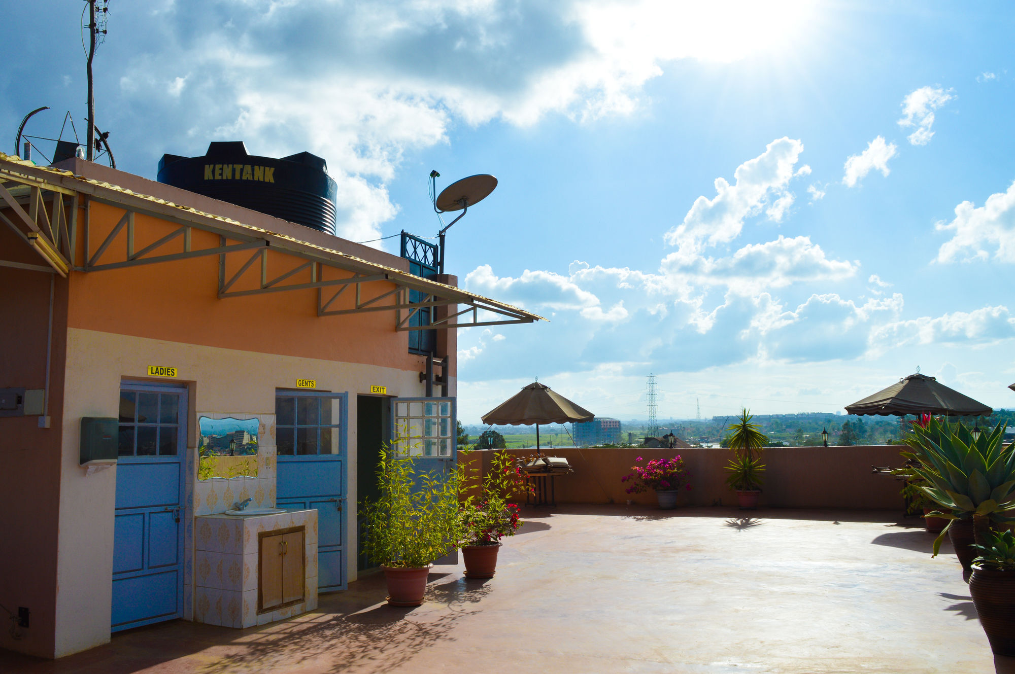 Stardom Hotel Nairobi Exterior foto